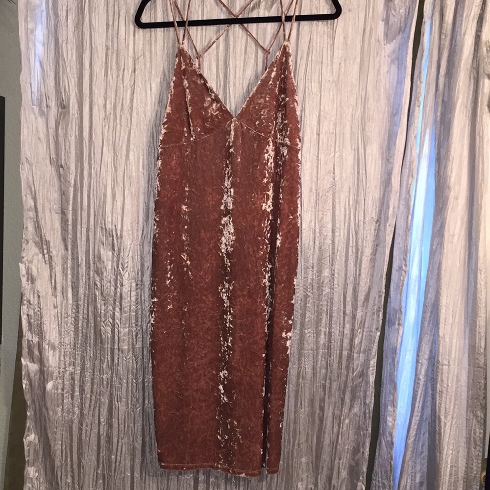 Mauve Velvet Midi Dress size L